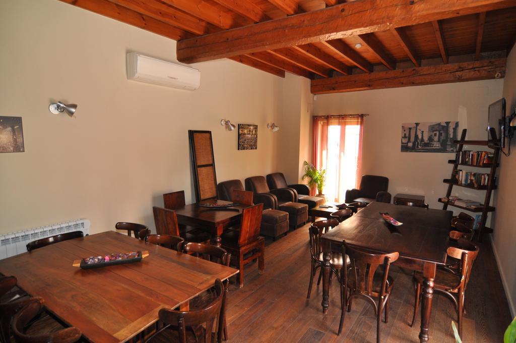 Restaurant & Rooms Cabrit Sant Mateu Eksteriør bilde